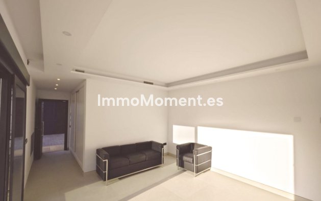 Resale - Villa - Mijas - El Coto