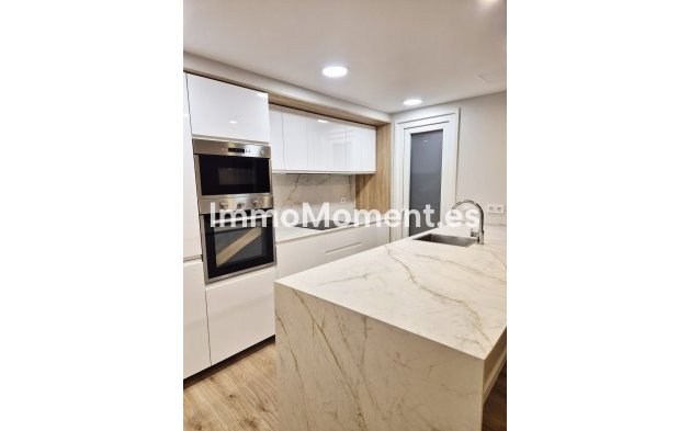 Wiederverkauf - Wohnung - Fuengirola - Fuengirola Centro