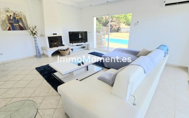Resale - Villa - Mijas - Calahonda
