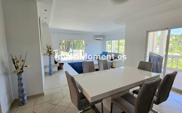 Resale - Villa - Mijas - Calahonda