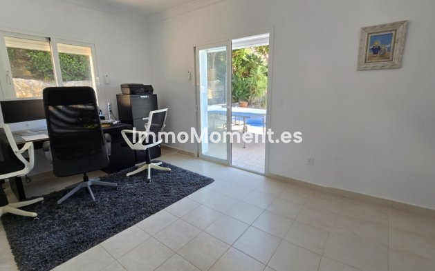 Resale - Villa - Mijas - Calahonda