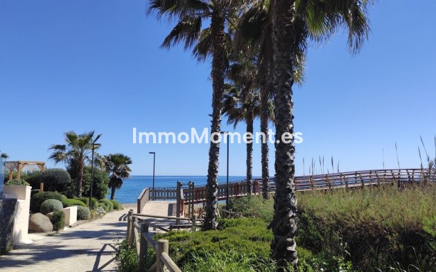 Reventa - Apartamento - Estepona  - Estepona Centro