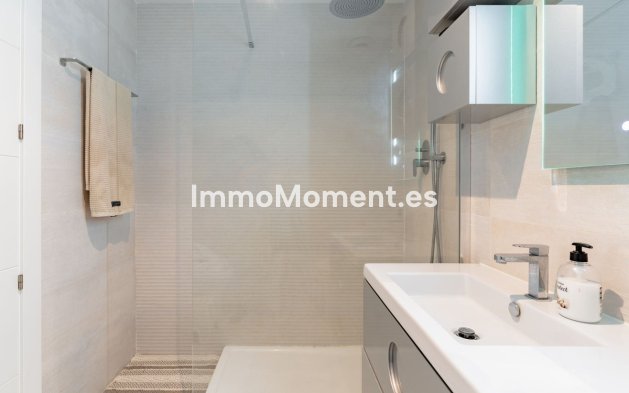 Reventa - Apartamento - Estepona  - Estepona Centro
