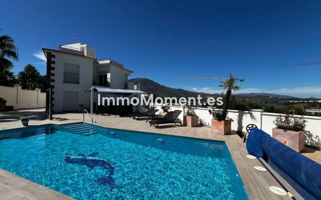 Revente - Villa - Estepona  - Estepona Centro