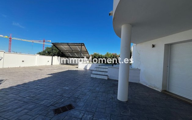 Revente - Villa - Estepona  - Estepona Centro