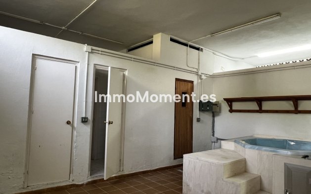 Revente - Villa - Estepona  - Estepona Centro