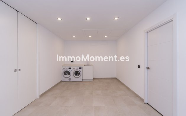 Wiederverkauf - Villa - Estepona  - Estepona Centro