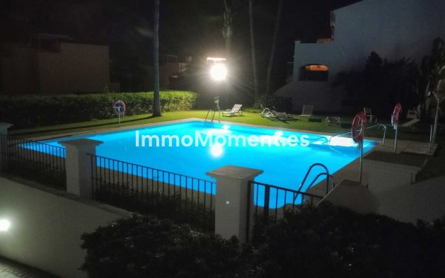 Revente - Villa - Estepona  - Estepona Centro