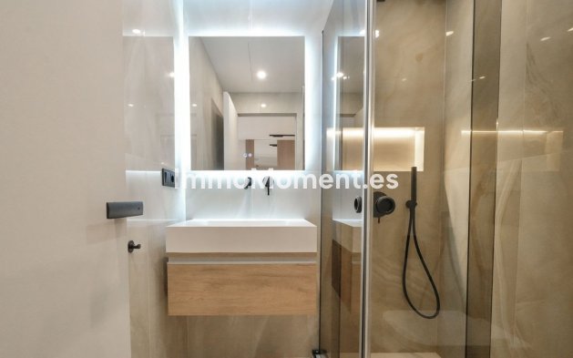 Wiederverkauf - Wohnung - Estepona  - Costalita