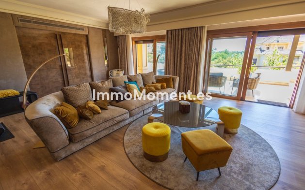 Resale - Apartment - Sotogrande