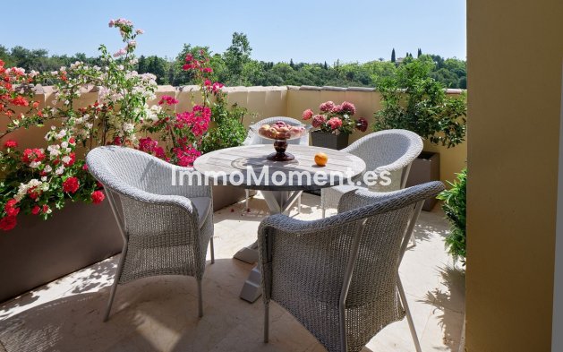 Resale - Apartment - Sotogrande