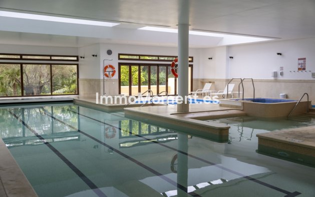 Resale - Apartment - Sotogrande