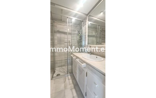 Wiederverkauf - Wohnung - Marbella - Puerto Banús