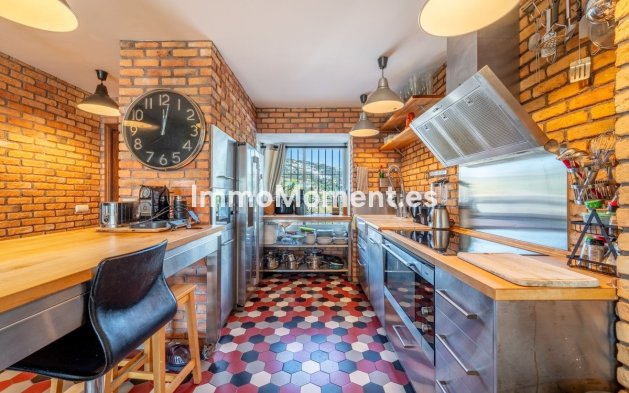 Resale - Townhouse - Marbella - Marbella Centro