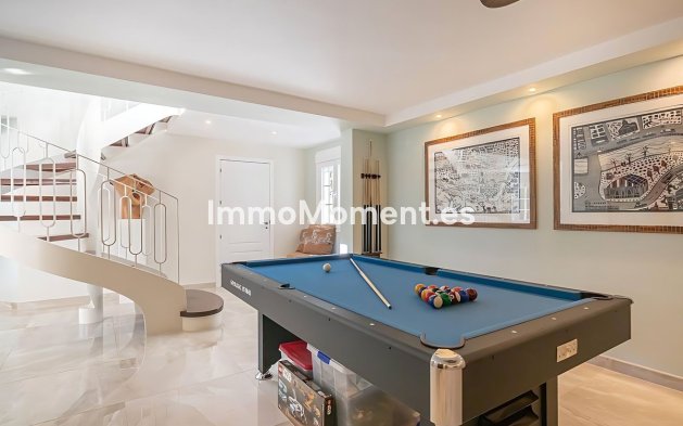 Resale - Villa - El Paraiso - New Golden Mile