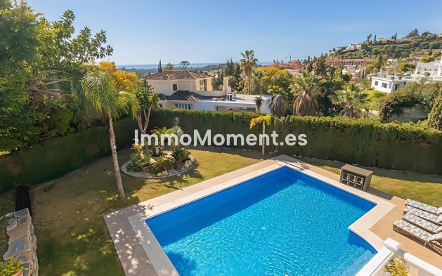 Resale - Villa - El Paraiso - New Golden Mile