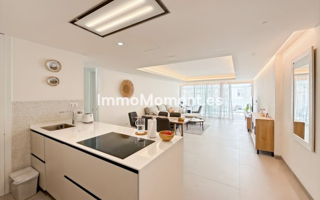 Revente - Appartement - Estepona  - Estepona Centro