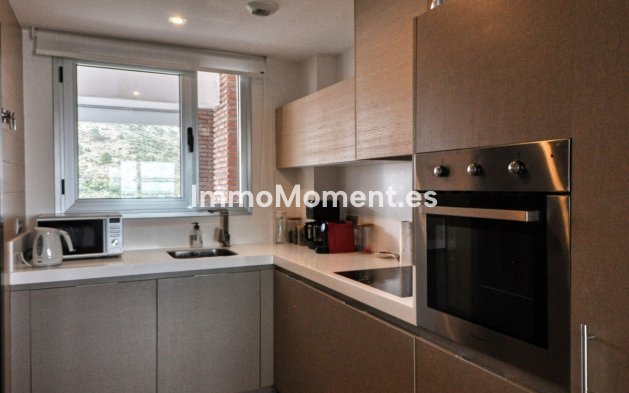 Reventa - Apartamento - Benahavís - Los Arqueros