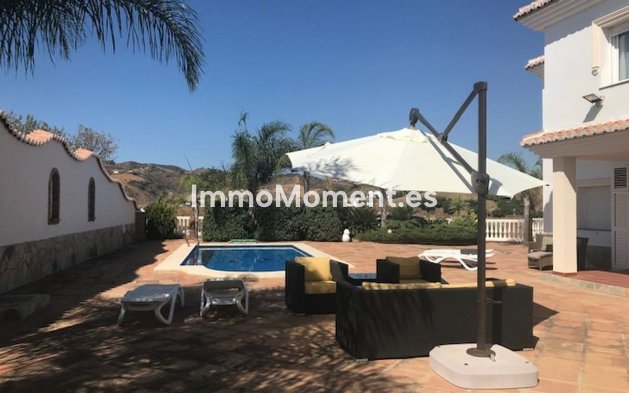 Resale - Villa - Mijas - La Cala de Mijas