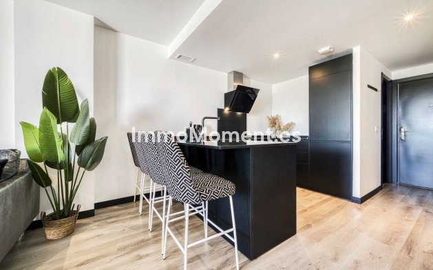 Resale - Apartment - Mijas - La Cala de Mijas