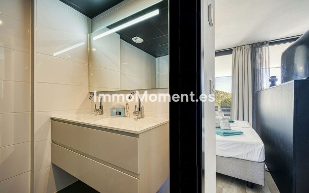 Resale - Apartment - Mijas - La Cala de Mijas