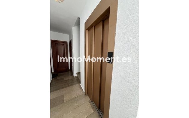 Resale - Apartment - Fuengirola - Fuengirola Centro
