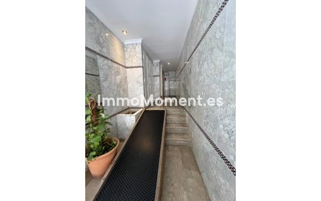 Resale - Apartment - Fuengirola - Fuengirola Centro