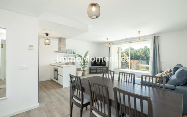 Revente - Appartement - Estepona  - Estepona Centro