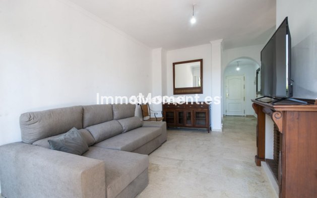 Wiederverkauf - Villa - Estepona  - New Golden Mile