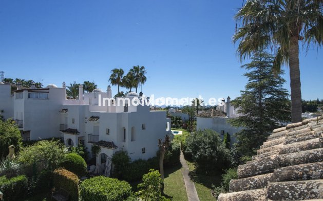Wiederverkauf - Villa - Estepona  - New Golden Mile