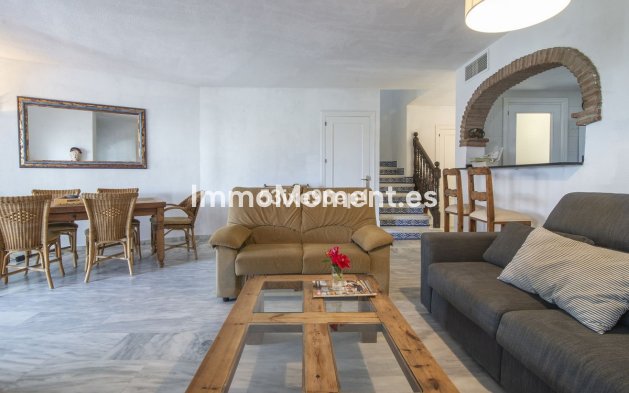 Revente - Maison mitoyenne - Estepona  - Estepona Centro