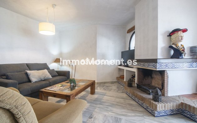 Revente - Maison mitoyenne - Estepona  - Estepona Centro