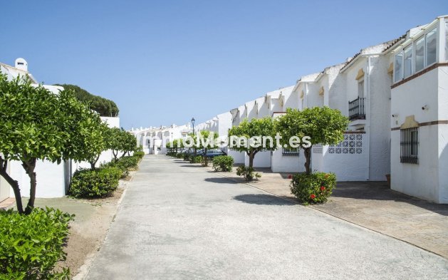 Revente - Maison mitoyenne - Estepona  - Estepona Centro
