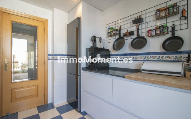 Wiederverkauf - Wohnung - Estepona  - Selwo