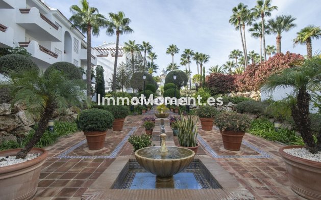 Wiederverkauf - Wohnung - Estepona  - Selwo