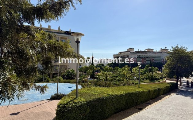 Revente - Villa - Estepona  - Estepona Centro