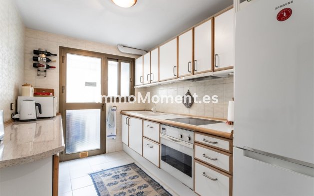 Resale - Apartment - Fuengirola - Fuengirola Centro