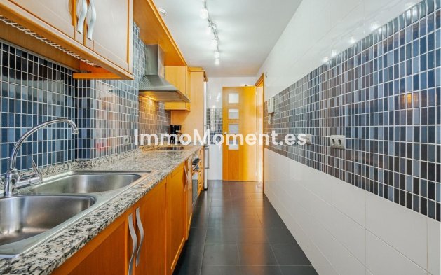 Revente - Appartement - Estepona  - Estepona Centro