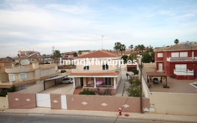 Bestaande woning - Villa - Torrevieja - Aguas Nuevas