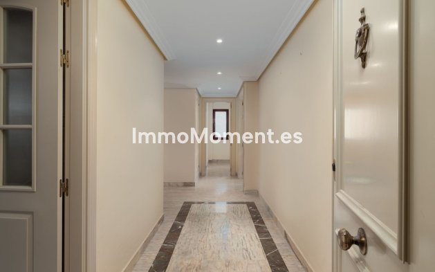 Resale - Apartment - Benalmadena - Torrequebrada