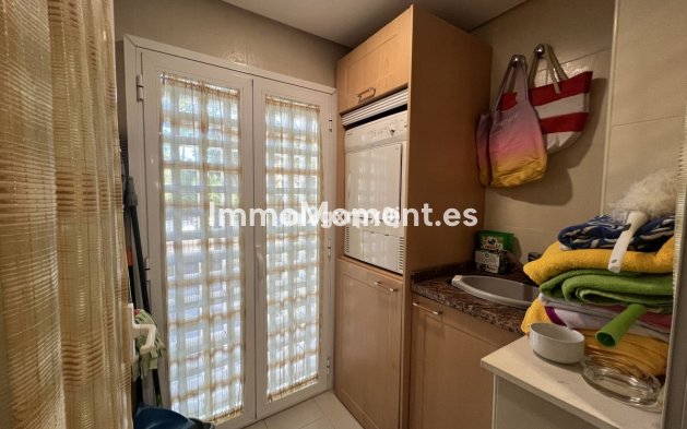 Wiederverkauf - Villa - Estepona  - Costalita