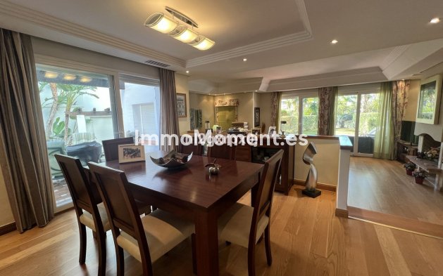 Wiederverkauf - Villa - Estepona  - Costalita