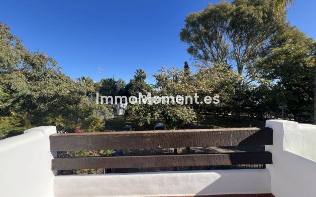 Wiederverkauf - Villa - Estepona  - Costalita