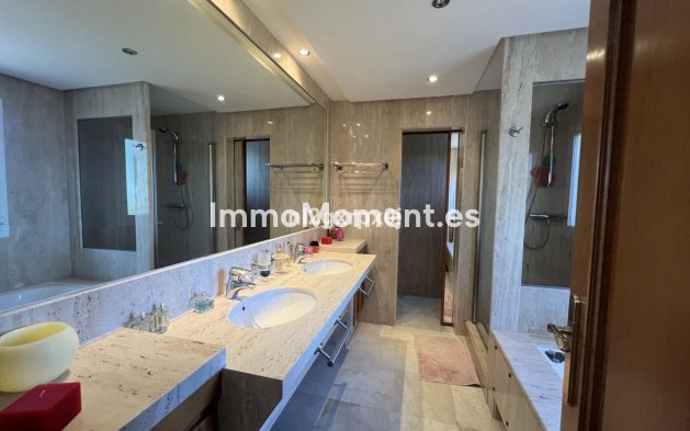 Wiederverkauf - Villa - Estepona  - Costalita