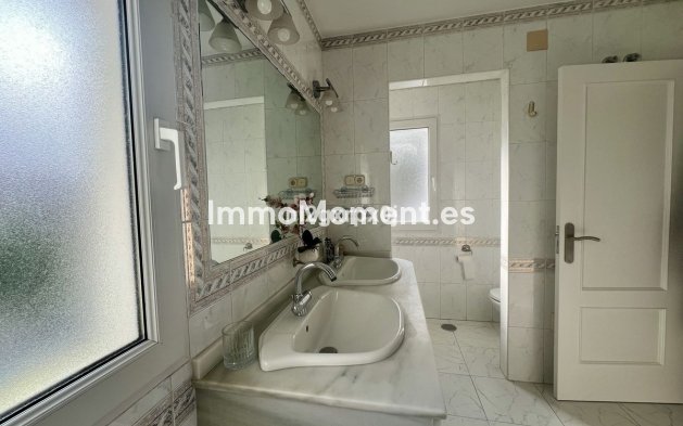 Wiederverkauf - Villa - Marbella - Reserva de Marbella