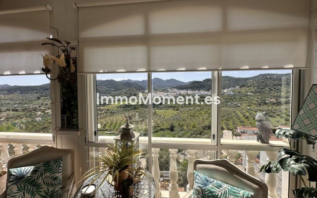 Revente - Villa - Intérieur                       - Monda