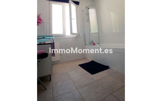 Wiederverkauf - Villa - Marbella - Nueva Andalucía