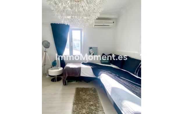 Wiederverkauf - Villa - Marbella - Nueva Andalucía