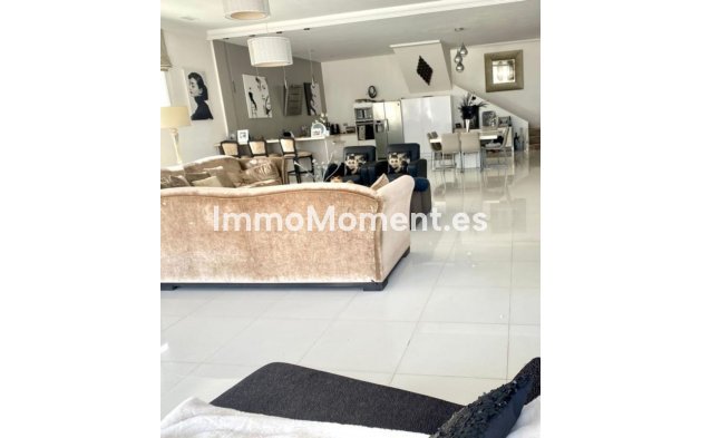 Wiederverkauf - Villa - Marbella - Nueva Andalucía