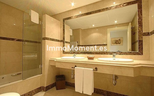 Wiederverkauf - Wohnung - Marbella - Puerto Banús